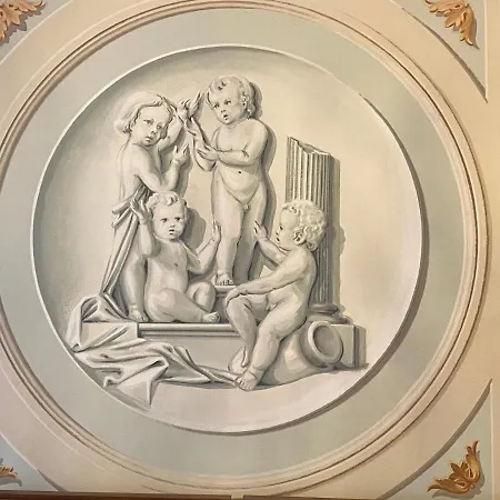 La Corte Di Carlotta Mozzo